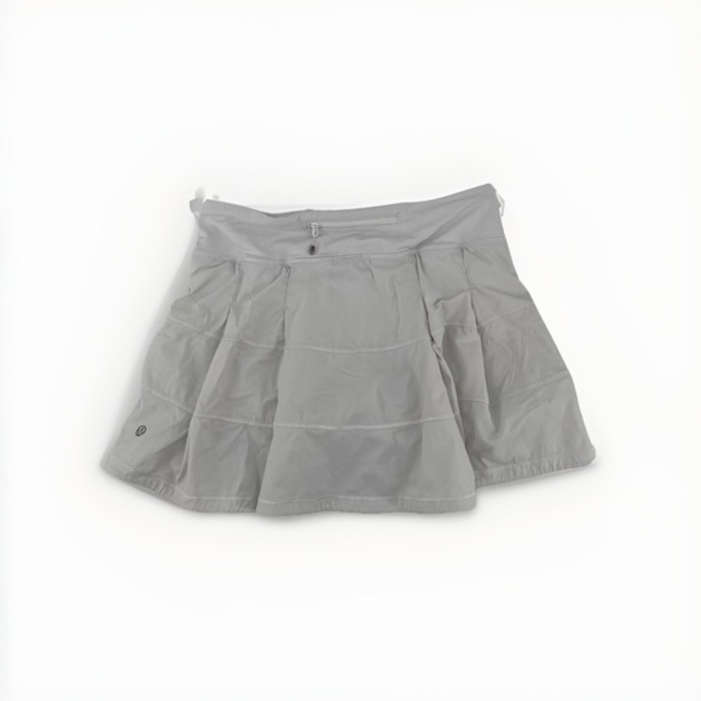 Lululemon Women's White Athletic Skort Skirt‎ Shorts Size 6 Running